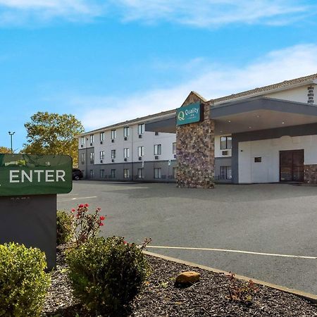 Quality Inn Hall Of Fame Canton Extérieur photo