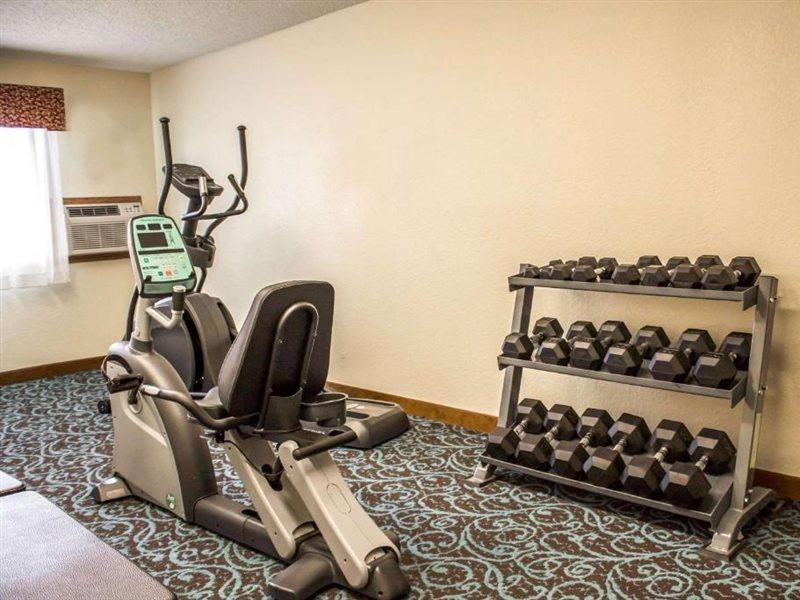 Quality Inn Hall Of Fame Canton Extérieur photo