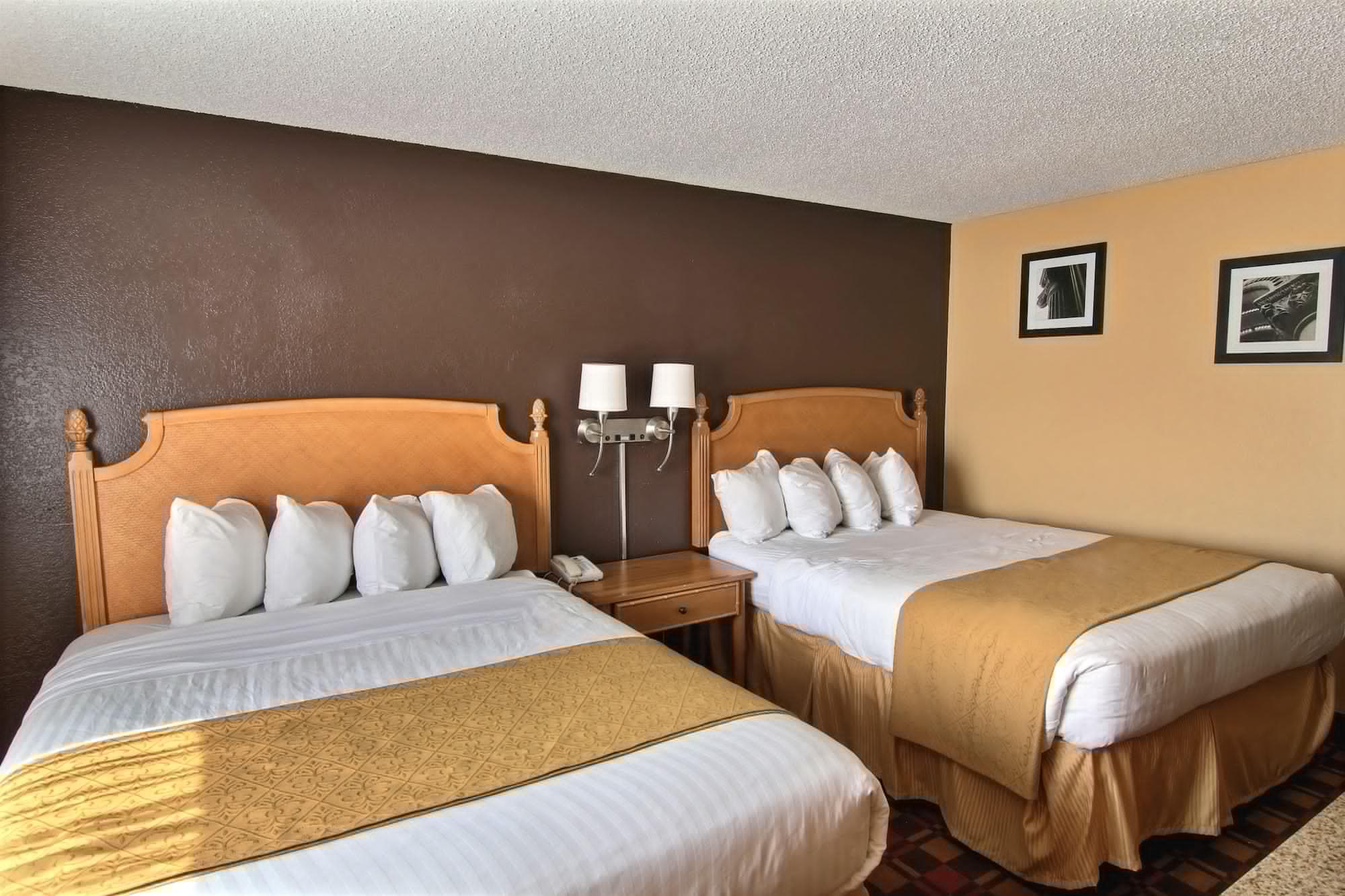 Quality Inn Hall Of Fame Canton Extérieur photo