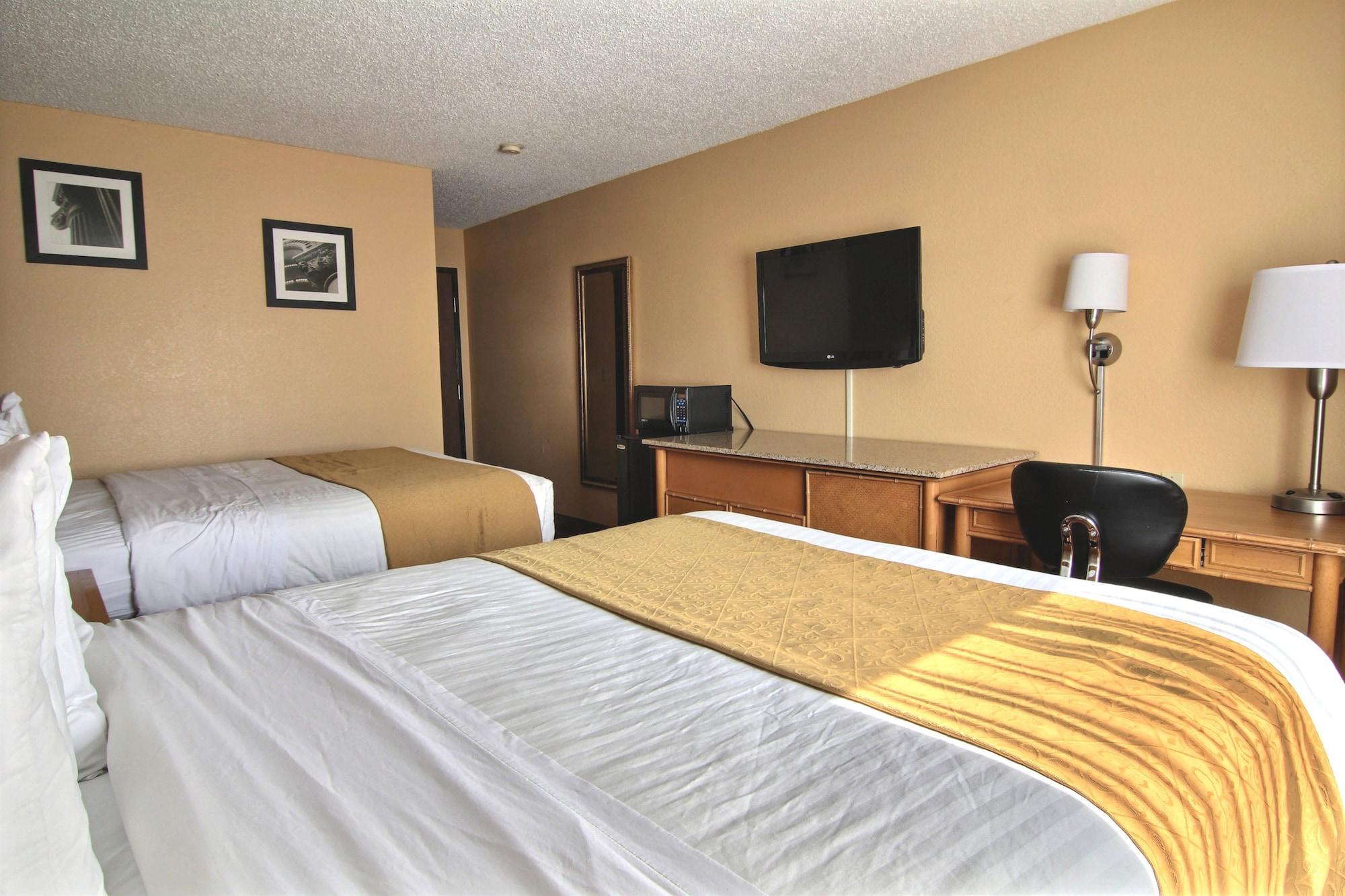 Quality Inn Hall Of Fame Canton Extérieur photo