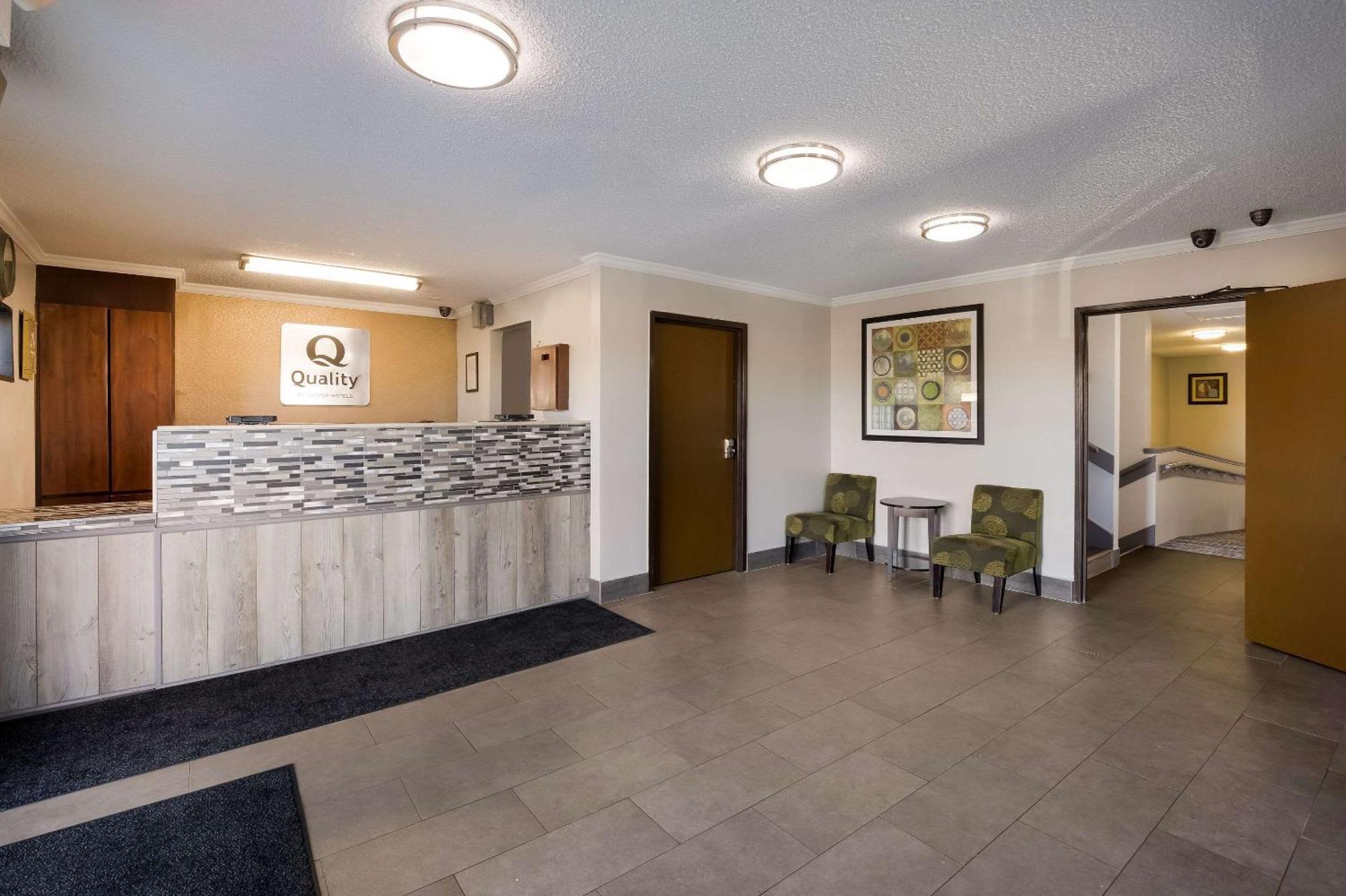 Quality Inn Hall Of Fame Canton Extérieur photo
